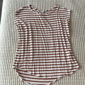 Green Envelope short sleeve tee size large